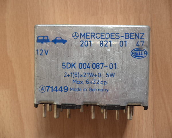 Relais clignotant MERCEDES-BENZ Classe E Berline (W124) pas cher chez  magasin en ligne de qualité d'origine